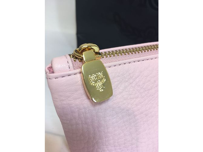 MCM Make-up case - view 3