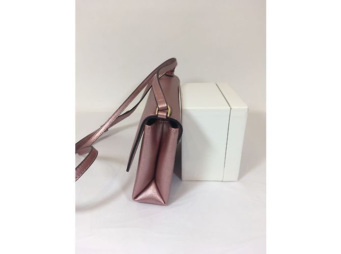 Lk Bennett Piccola Clutch in Pelle Rosa Metallizzato - vista 6