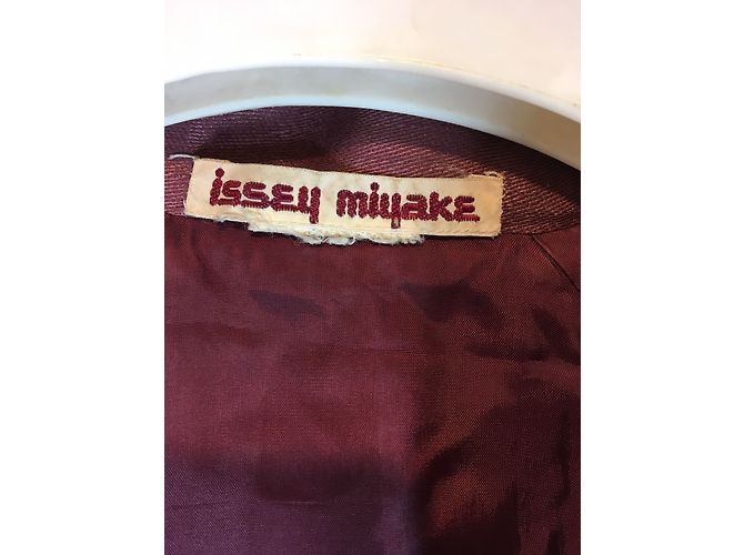 Chaqueta Issey Miyake de lino rojo oscuro Burdeos - vista 3