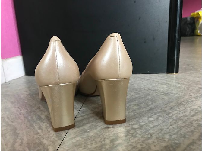 Autre Marque Décolleté Studio Artico Pelle Oro Crema 36 D'oro Crudo - vista 3