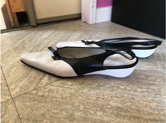 Autre Marque Sanche de la Rosa Pumps aus Leder Schwarz Größe 37 - Ansicht 3