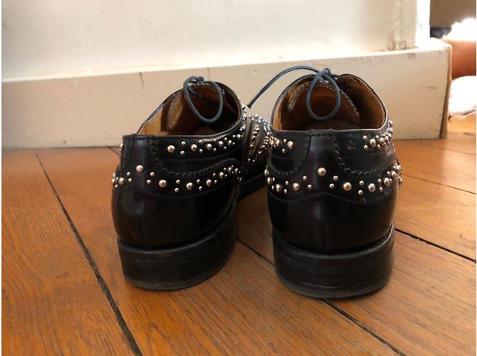 Derby Cleavage Church's in pelle nera Nero - vista 2