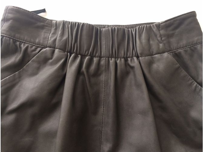 Falda corta de piel gris Hôtel Particulier - vista 5
