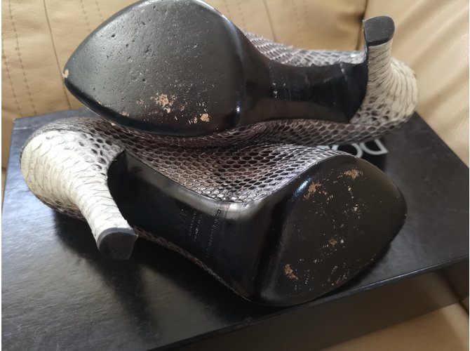 Dolce & Gabbana Python Heels Grey - view 5