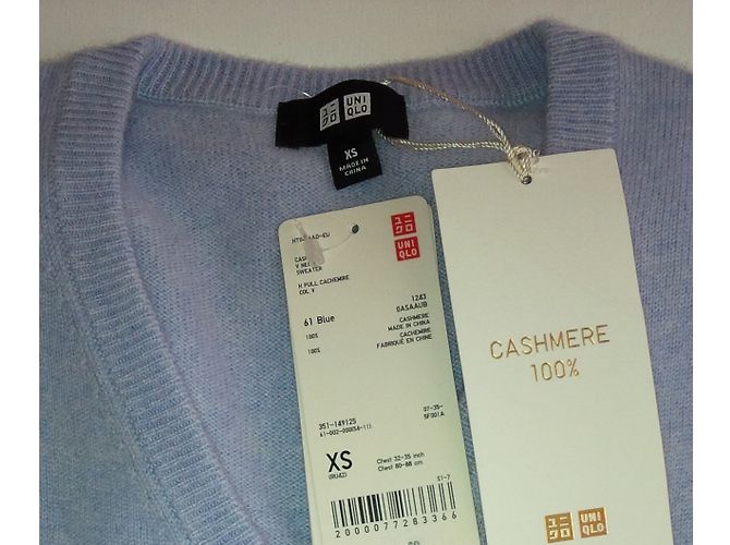 Uniqlo Pulls, Gilets - vue 3
