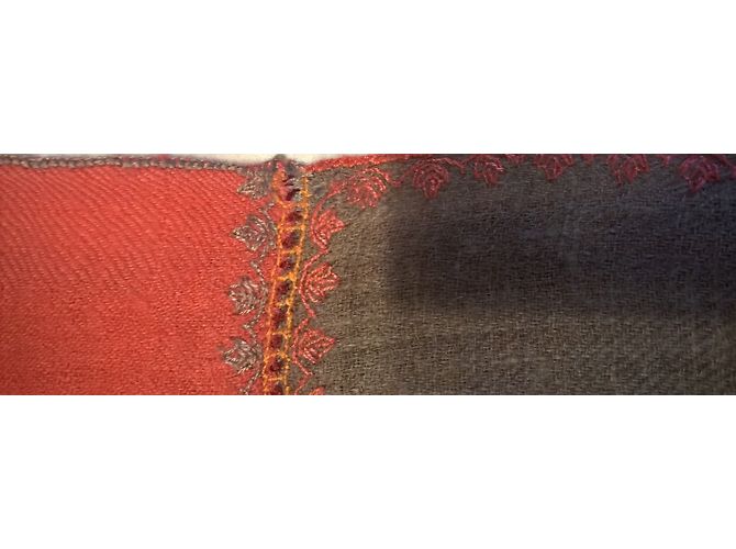 Autre Marque Pashmina in cashmere corallo e taupe - vista 8