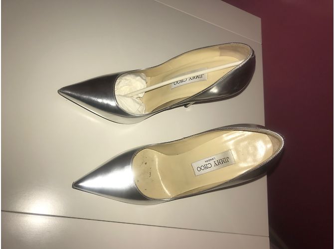 Décolleté Jimmy Choo Anouk in vernice argento 12cm - vista 4
