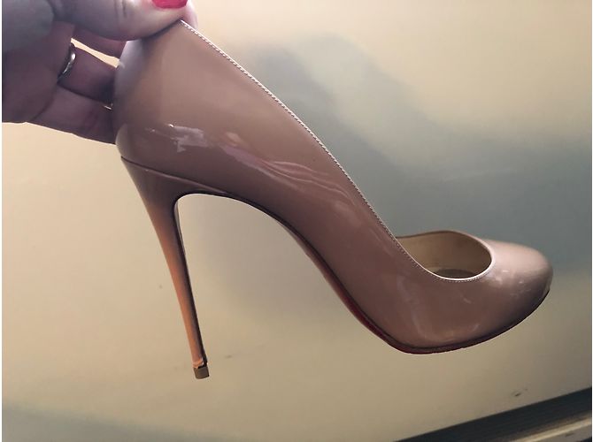 Christian Louboutin Dorissima scarpe di cuoio Beige Carne - vista 3