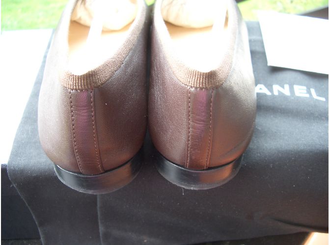 Chanel Ballerine Marrone scuro - vista 3