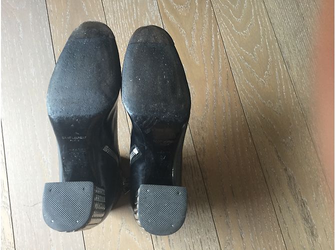 Stivaletti Saint Laurent in pelle nera con borchie argento Nero - vista 5