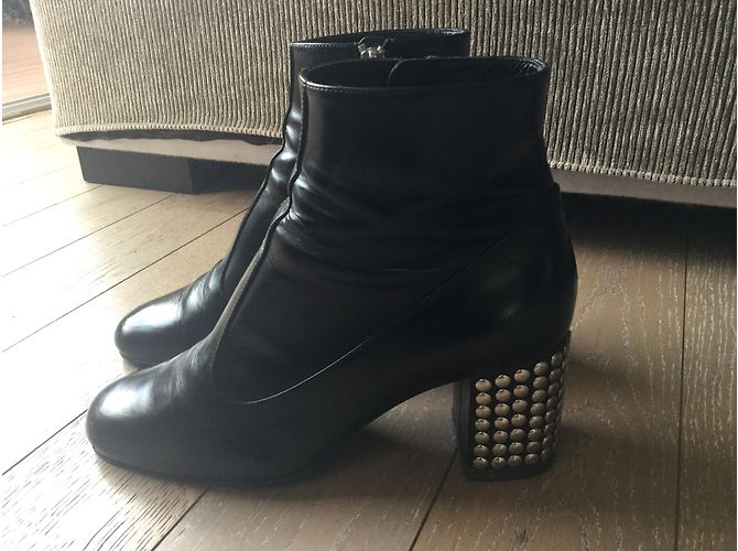 Stivaletti Saint Laurent in pelle nera con borchie argento Nero - vista 7