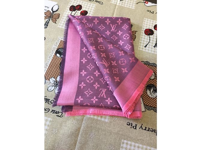 Sciarpa Louis Vuitton Fucsia in Lana - vista 3