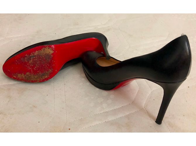 Décolleté Christian Louboutin in pelle nera Nero - vista 3