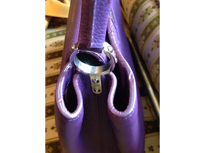 Capucines Louis Vuitton nasturzio Porpora - vista 9