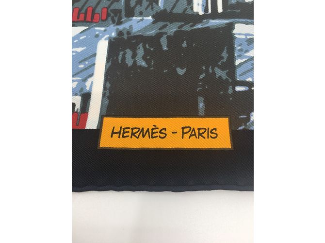 Hermès Scarf - view 6