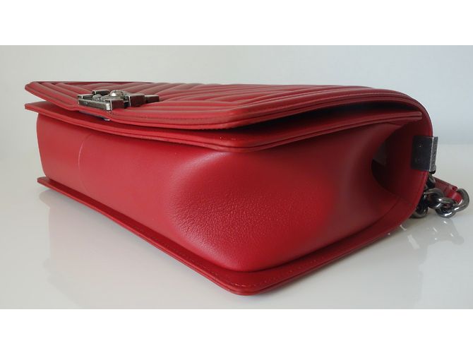 SAC CHANEL BOY CHEVRON ROUGE - vue 5