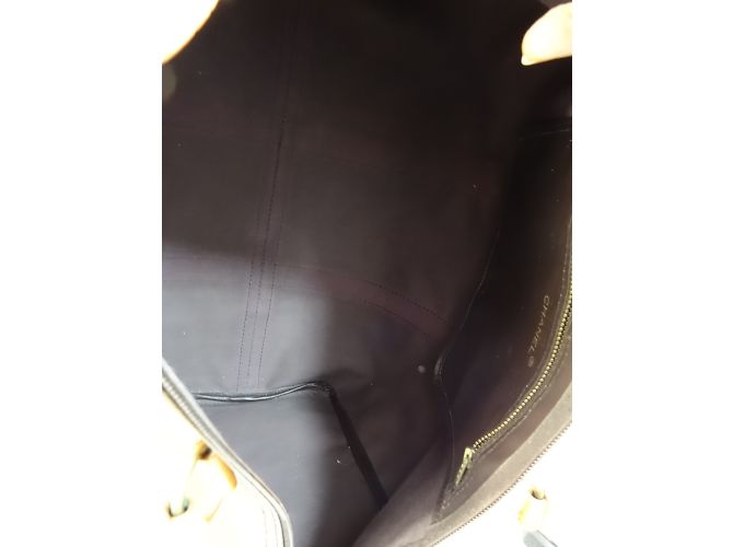 Borsa da viaggio Chanel in pelle granulata marrone - vista 10
