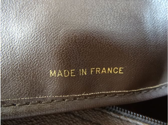 Borsa da viaggio Chanel in pelle granulata marrone - vista 3