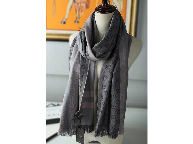 Sciarpa Gucci in cashmere grigio scuro Grigio antracite - vista 4