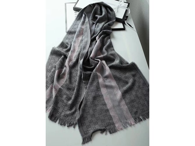 Sciarpa Gucci in cashmere grigio scuro Grigio antracite - vista 8