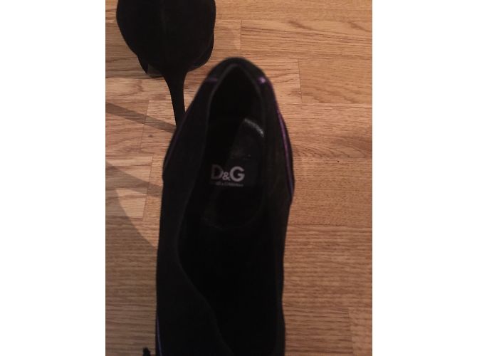 Décolleté Dolce & Gabbana in pelle viola Nero - vista 6