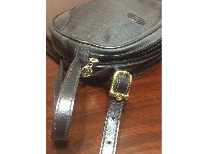 Fendi Handbag Black and Gold Cloth Golden - view 4