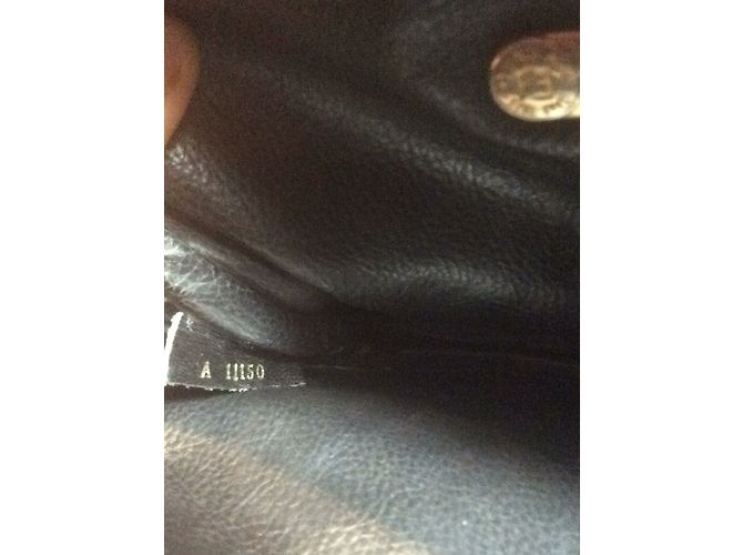 Fendi Handbag Black and Gold Cloth Golden - view 6