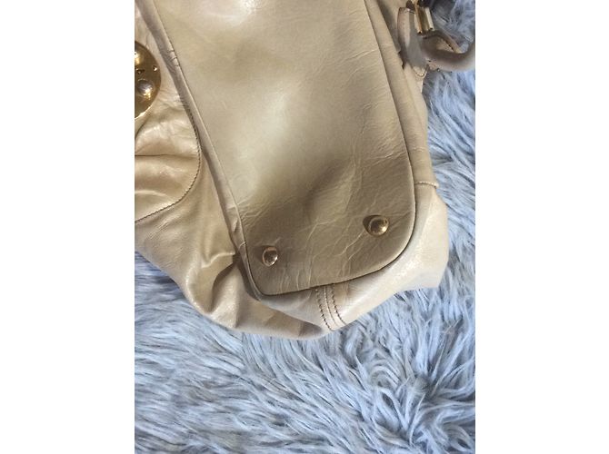 Borsa a mano Miu Miu in pelle beige - vista 5