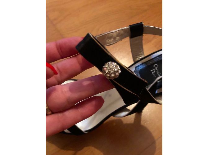 Sandali Christian Dior in raso nero - vista 4