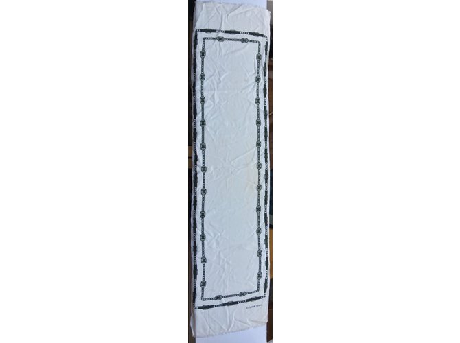 Lenço de seda Céline verde e eggshell Fora de branco - vista 3