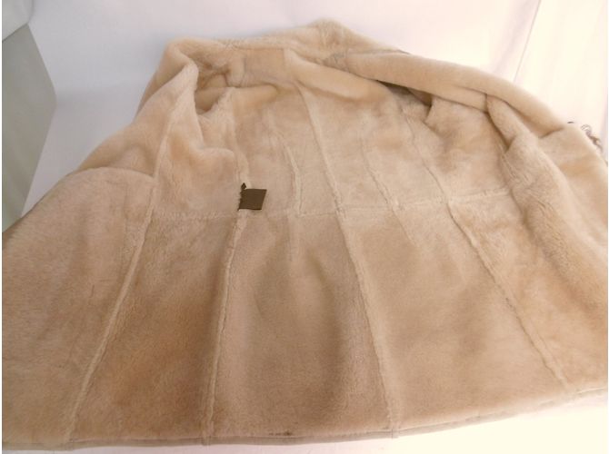 Loewe Casacos - vista 3