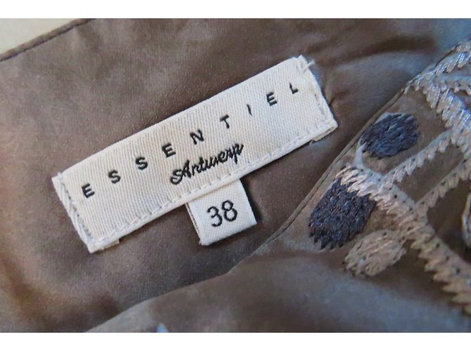 Falda de seda Essentiel Antwerp con bordado floral castaña - vista 2