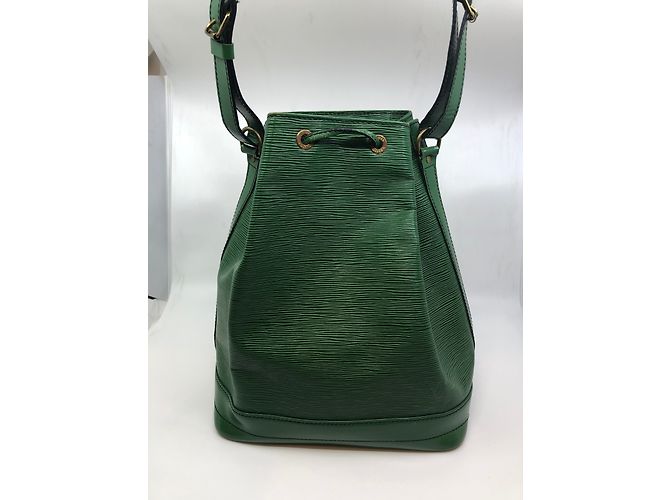 Noe Louis Vuitton Noé epi Verde - vista 17