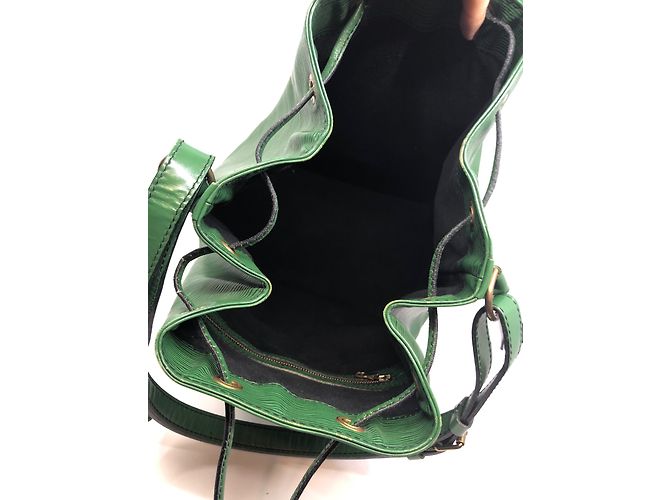 Noe Louis Vuitton Noé epi Verde - vista 21