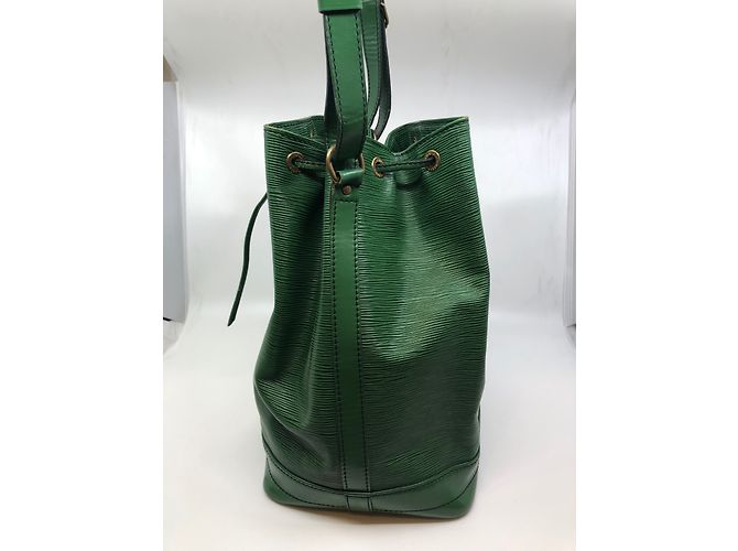 Noe Louis Vuitton Noé epi Verde - vista 7