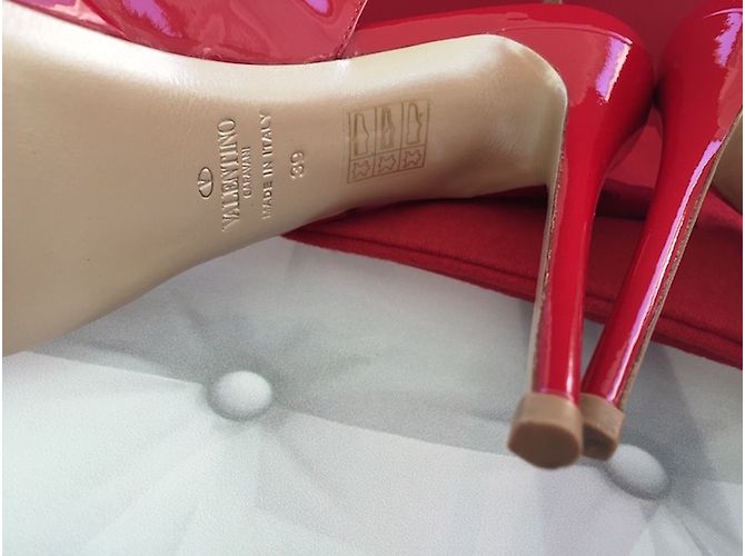 Décolleté Valentino Peep-toe in vernice rossa Rosso - vista 4