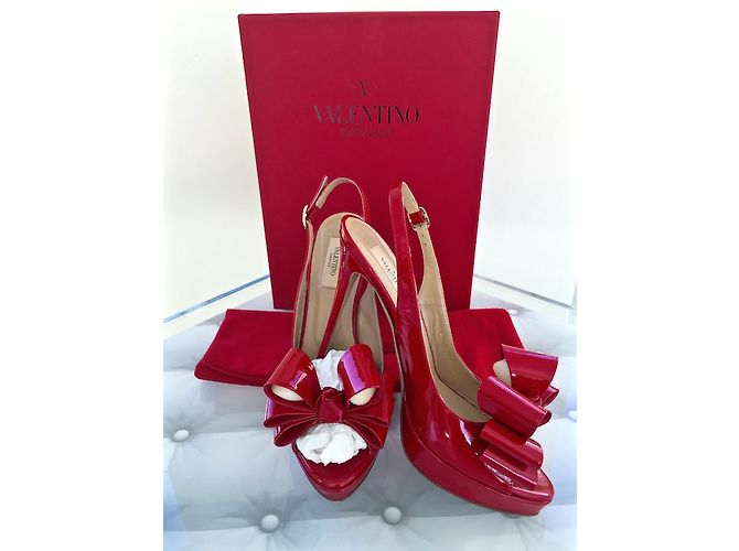 Décolleté Valentino Peep-toe in vernice rossa Rosso - vista 5