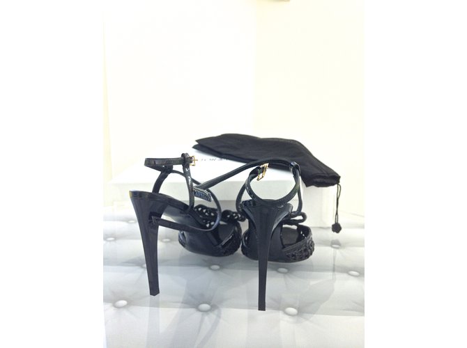 Victor & Rolf Tacchi Nero - vista 3