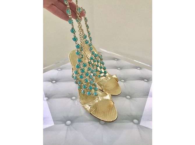 sandali Manolo Blahnik in pitone dorato e turchese D'oro - vista 2