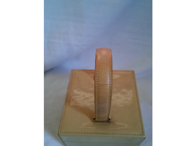 Louis Vuitton Bleecker Beige - vista 9