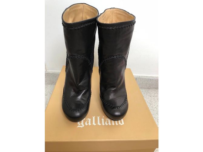 Stivaletti Galliano in pelle nera Nero - vista 3