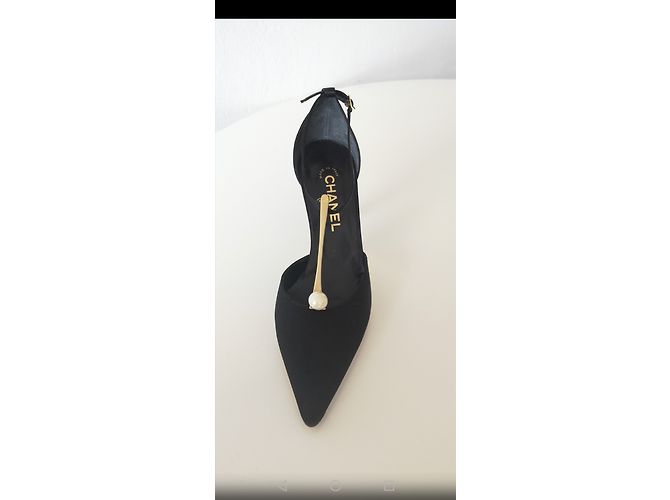 Chanel Heels Black - view 3