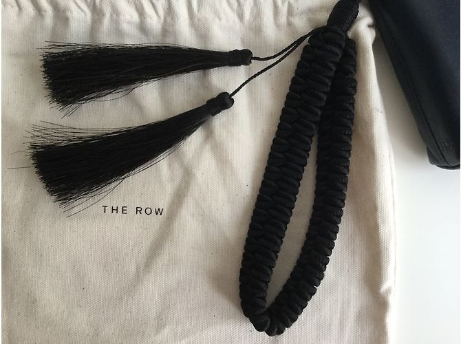 The row Pochette - vista 3