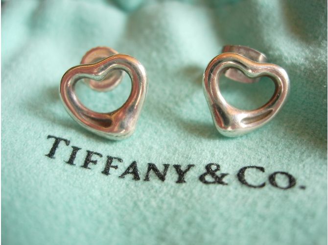 Orecchini Tiffany & Co Elsa Peretti Open Heart in argento - vista 3