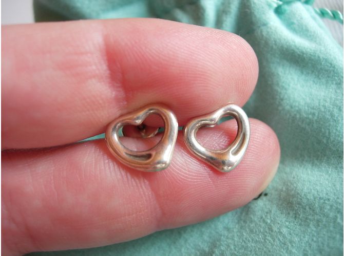 Orecchini Tiffany & Co Elsa Peretti Open Heart in argento - vista 4