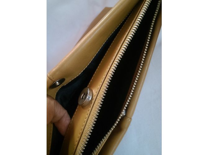 Borsa da viaggio Agnès b. in pelle di agnello beige - vista 5