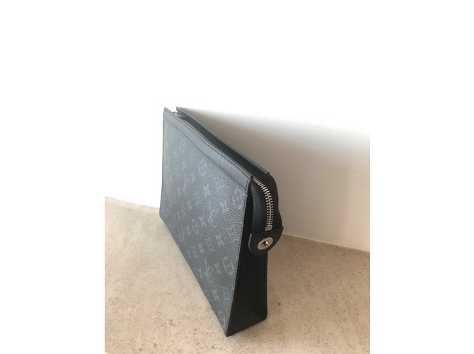 Louis Vuitton Custodia per uomo Nero - vista 3
