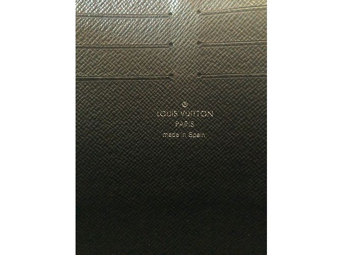 Louis Vuitton Custodia per uomo Nero - vista 9