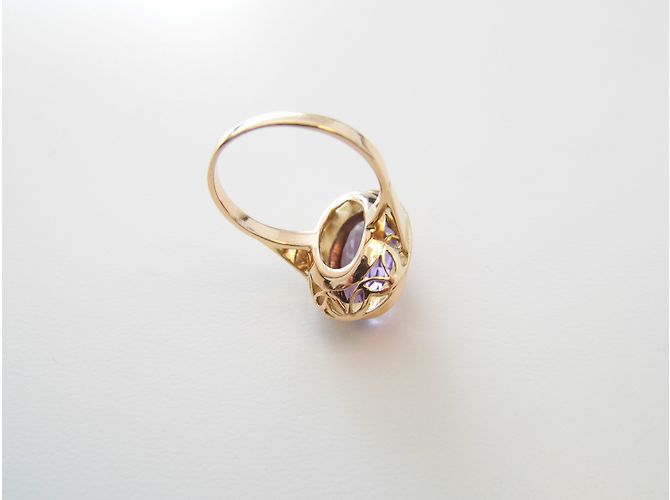 Autre Marque 750/000 Goldring mit Amethyst - Ansicht 4