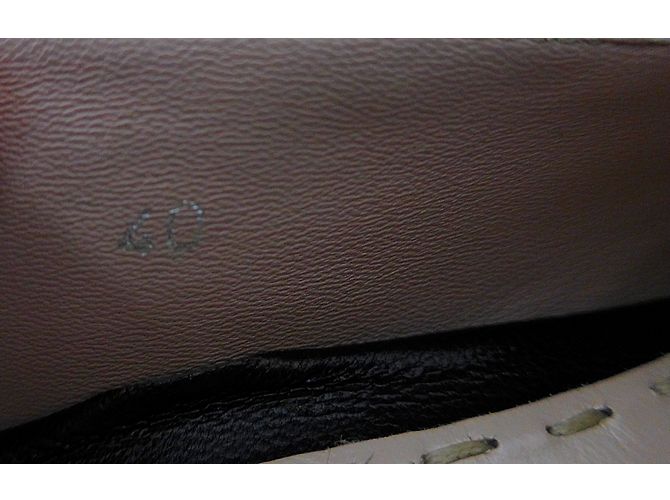 Mocassini Miu Miu in pelle nero argento - vista 6